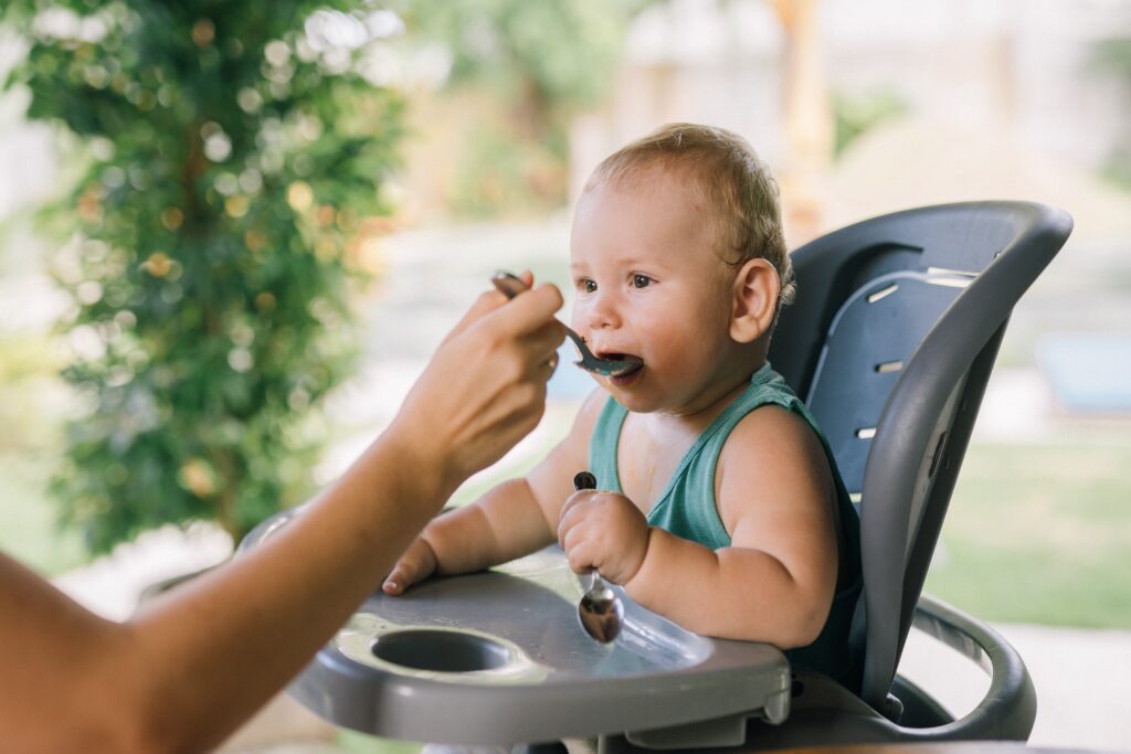 Một chế độ ăn uống lành mạnh cho trẻ em có thể là một nhiệm vụ khó khăn