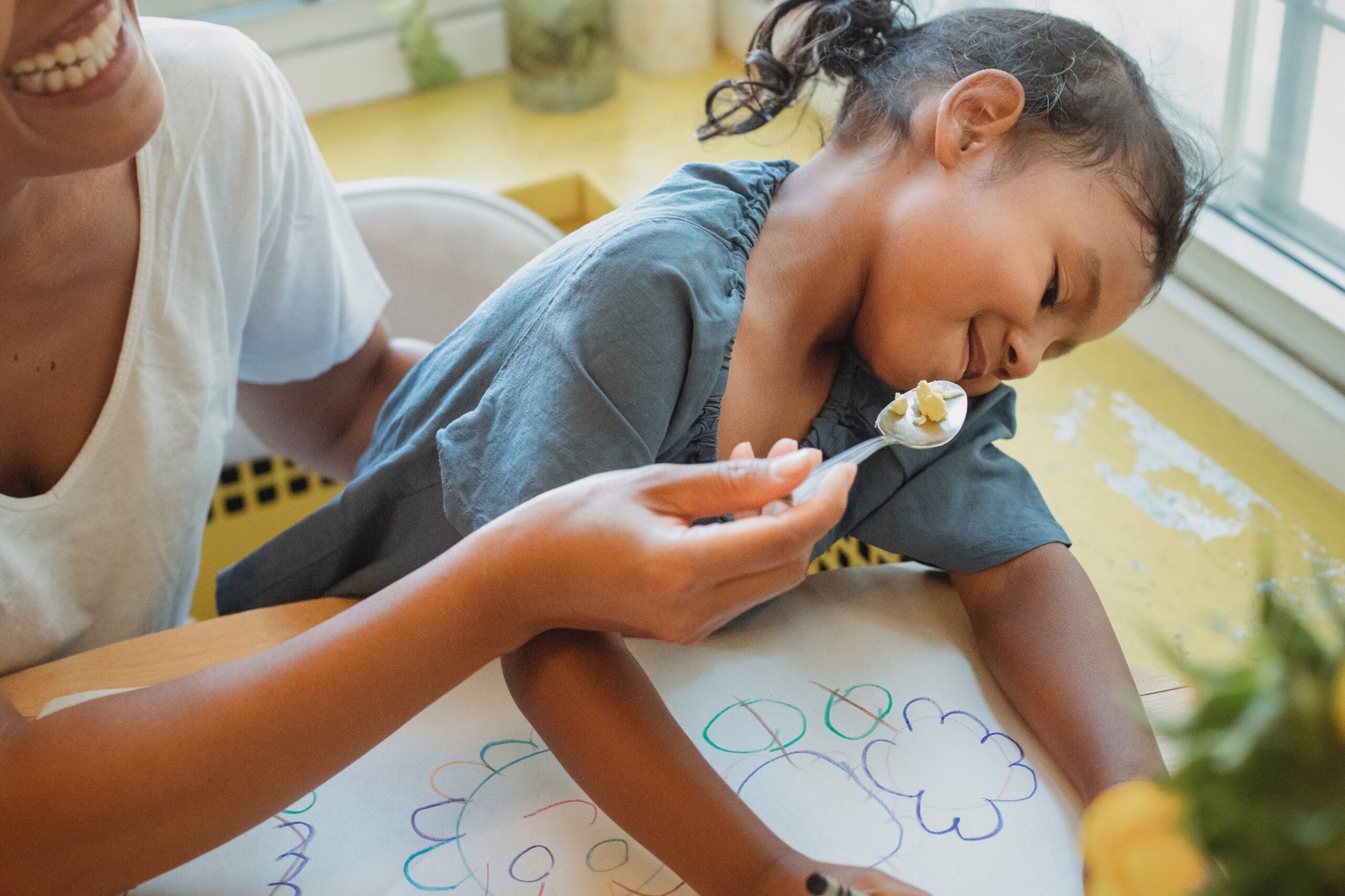 Bật mí chế độ dinh dưỡng cho trẻ nhỏ: Những điều mẹ cần biết từ chuyên gia giàu kinh nghiệm