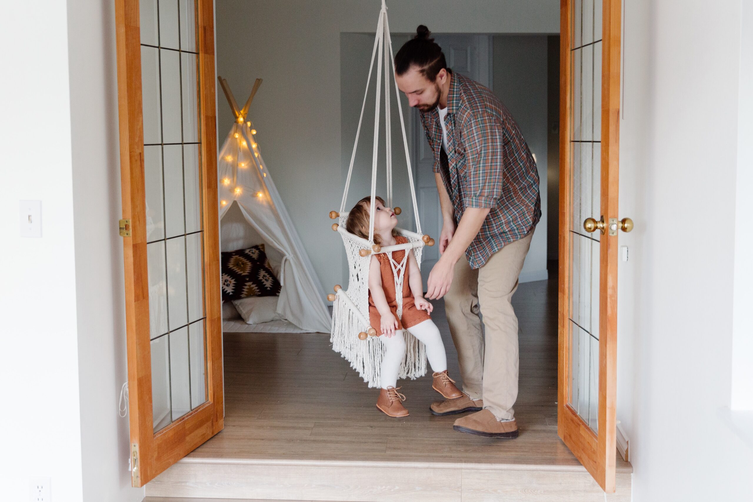 Làm thế nào để giúp con bạn phát triển tư duy cầu tiến