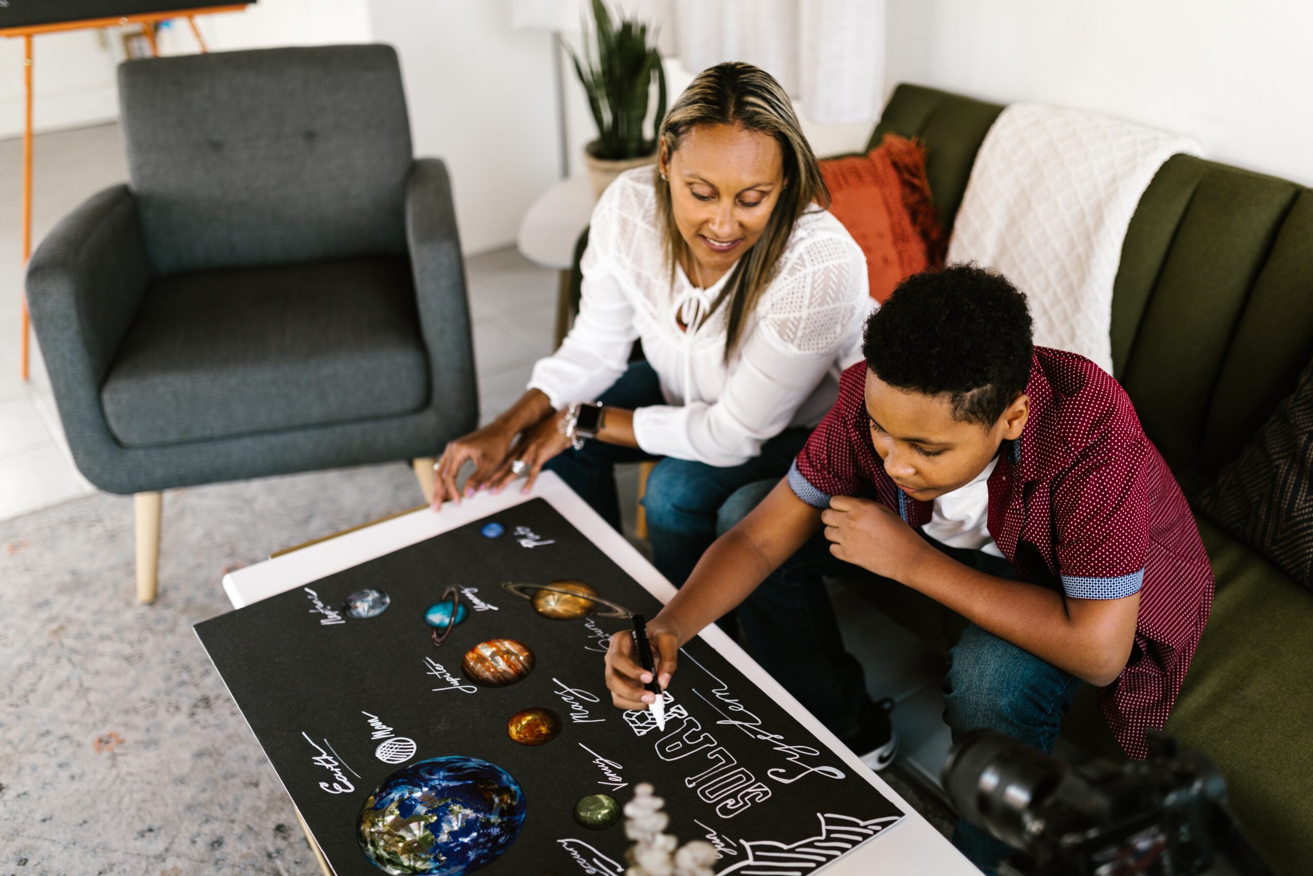 Thí nghiệm Khoa học Dễ dàng và Vui nhộn dành cho Trẻ em