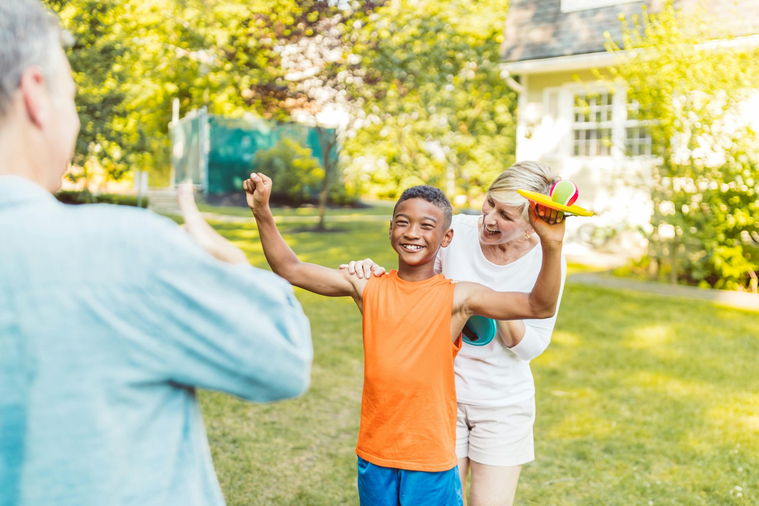 Lịch trình cho trẻ mới biết đi không chỉ đơn thuần là thời gian biểu cho các hoạt động ăn, ngủ, chơi của bé.