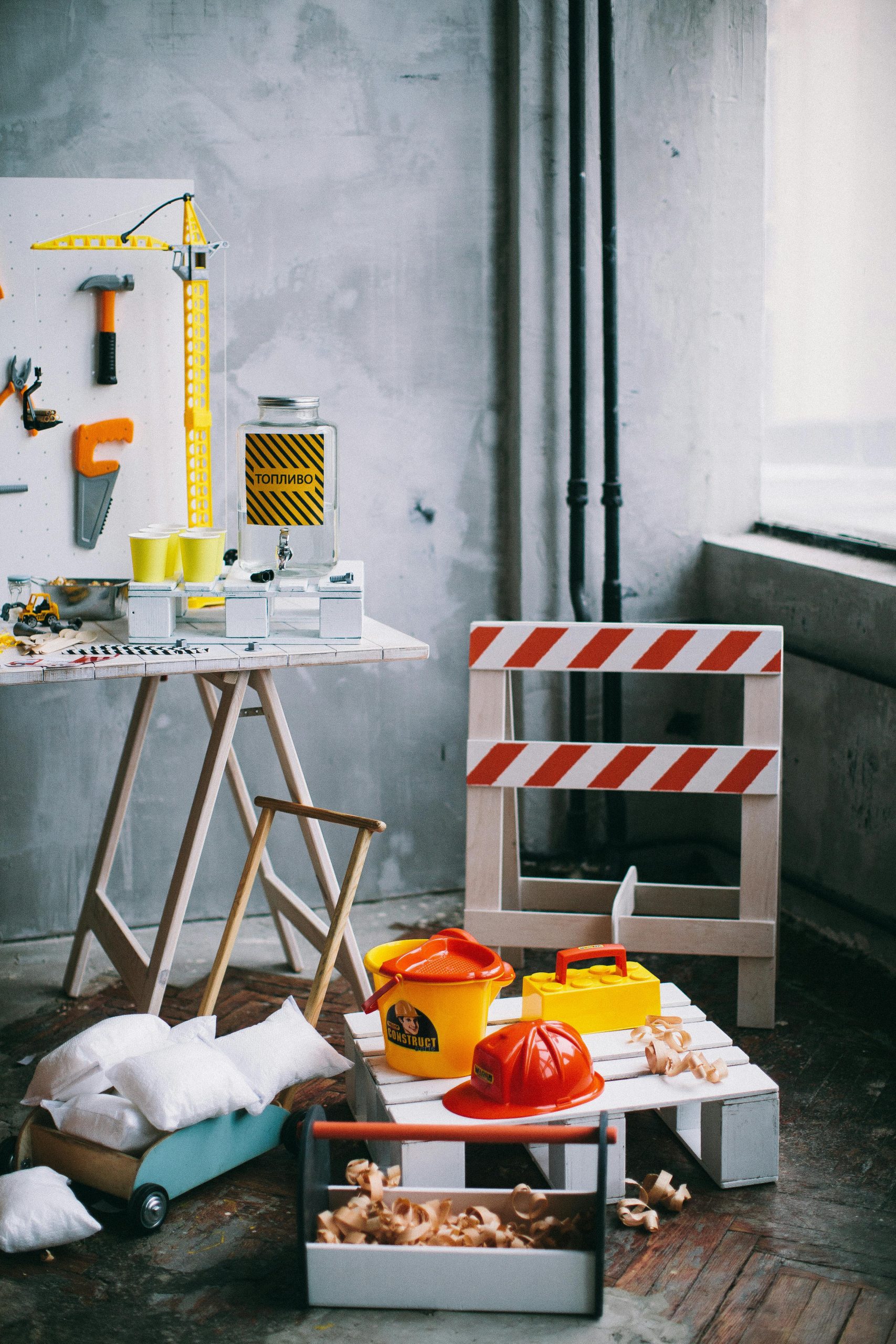 Phản ứng khác của trẻ, chẳng hạn như sự phát triển các kỹ năng vận động và khả năng ngôn ngữ, đóng vai trò cực kỳ quan trọng.