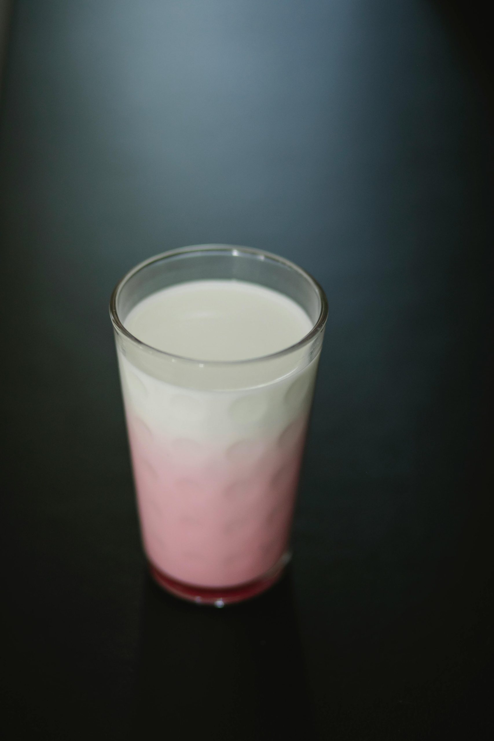 Sữa Tươi Không Đường 200ml: Hương Vị Nguyên Chất