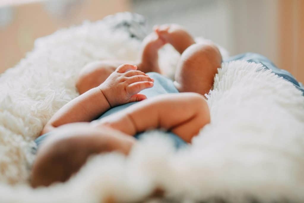 Trong hành trình nuôi dạy con cái, nhiều bậc cha mẹ thường tự hỏi làm thế nào để giảm thời gian dành cho việc quản lý và giám sát mà vẫn đảm bảo con mình phát triển toàn diện.