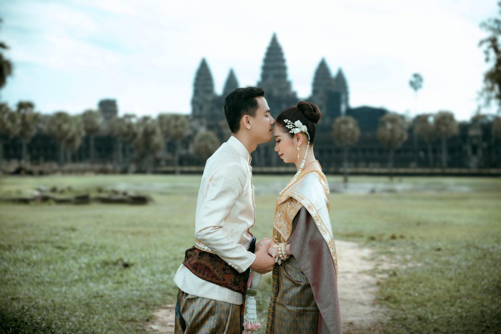 Để bảo vệ bản thân và người thân khỏi nguy cơ phản vệ do thức ăn, việc nắm rõ các dấu hiệu ban đầu và cách xử trí kịp thời là vô cùng quan trọng.